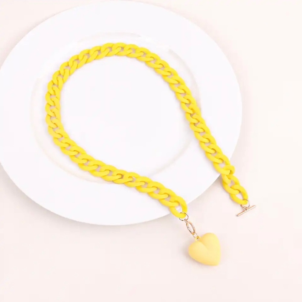 Yellow Chunky Chain Heart Necklace